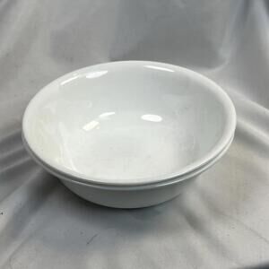 2 Corelle Vitrelle Winter Frost Solid White 18-Oz Soup/Cereal Bowl